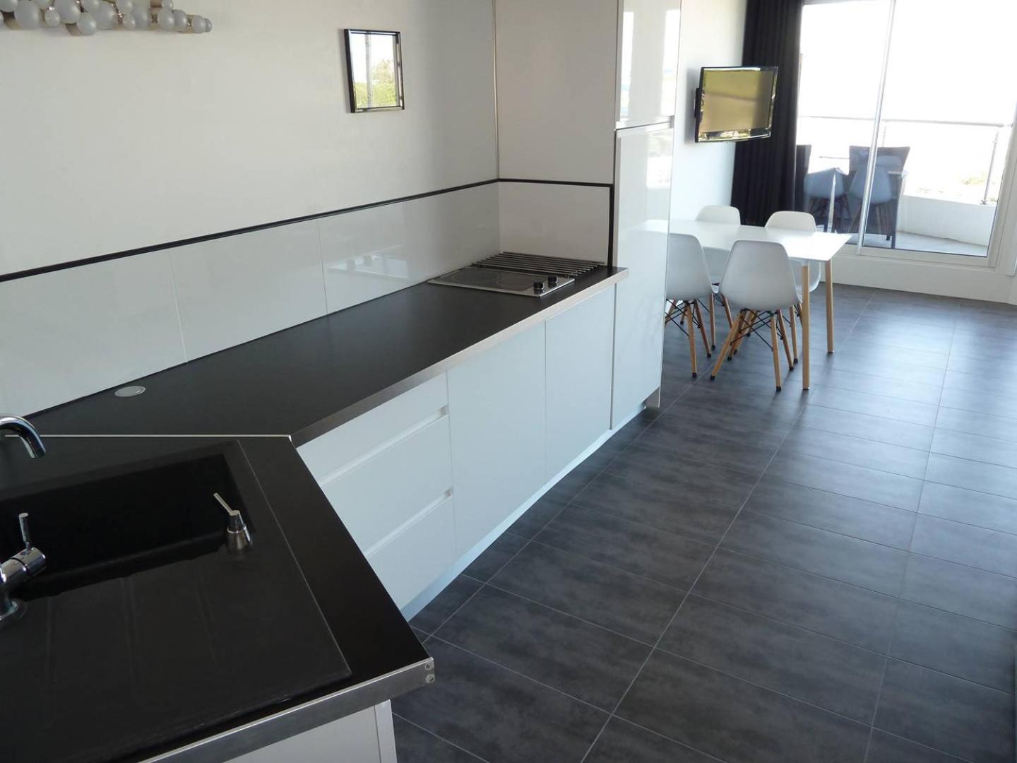 As14629 - P2 Mezzanine Avec Vue Mer Laterale, Dans Une Residence Sur Plage Avec Parking Prive Le Grau-du-Roi Luaran gambar